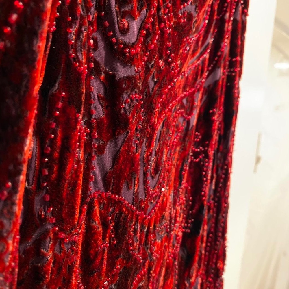 Vintage Carmen Marc Valvo dress - Picture 4 of 9